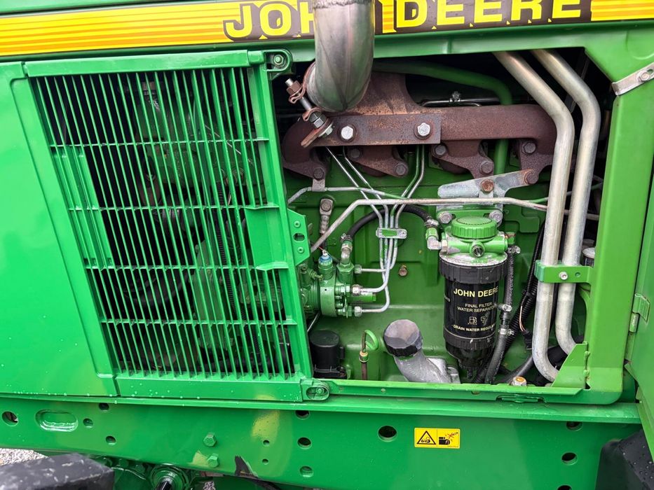 John Deere 6310
