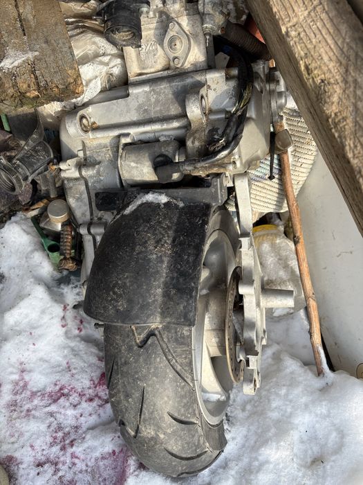 Vand Scuter dezmembrat