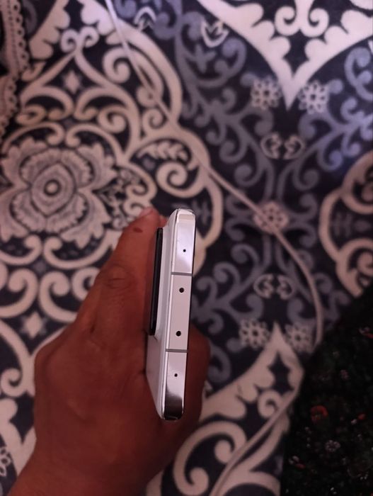 Xiaomi 13pro 12+12rom 512 gb ideal