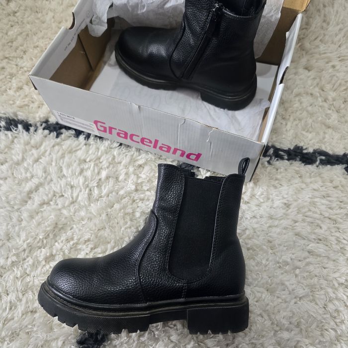 Боти за момиче!!!