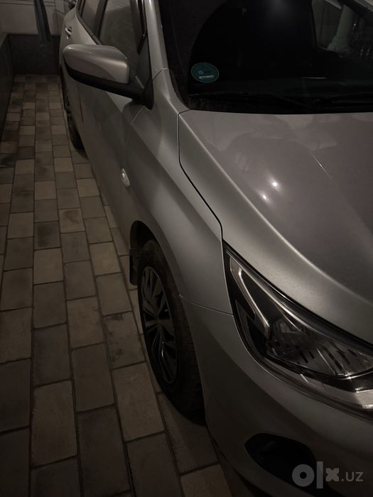 Chevrolet Onix 3LT MT (механика)