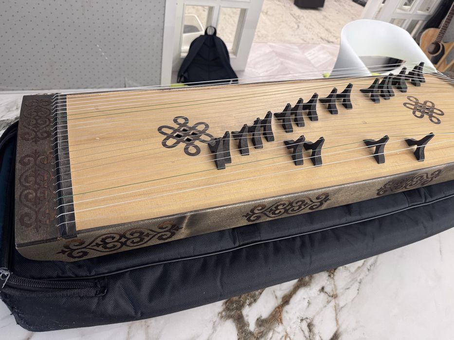 Жетіген +чехол , г. Алматы  торга нет