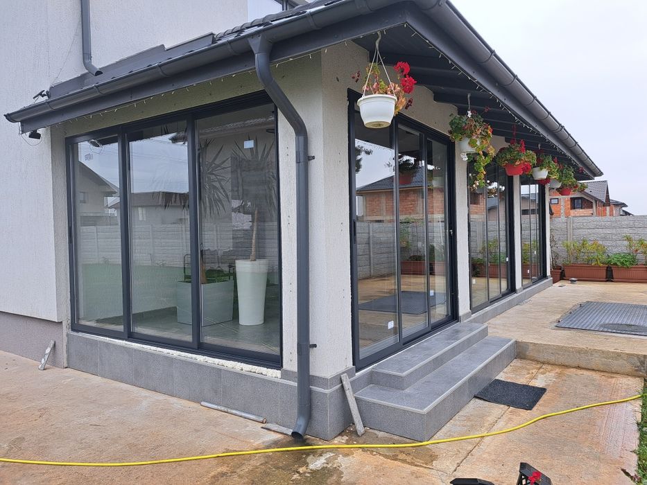 Închideri terase cu usi glisante