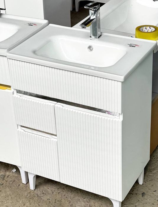 Раквина с тумбой (shkafli rakvina) новый