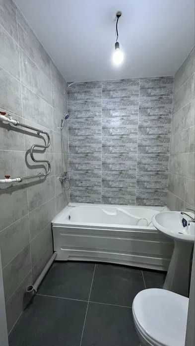 R8 Сдаётся квартира 2/3/9 на  Яшнабадском ор-р ЖК Ассалом Хаво