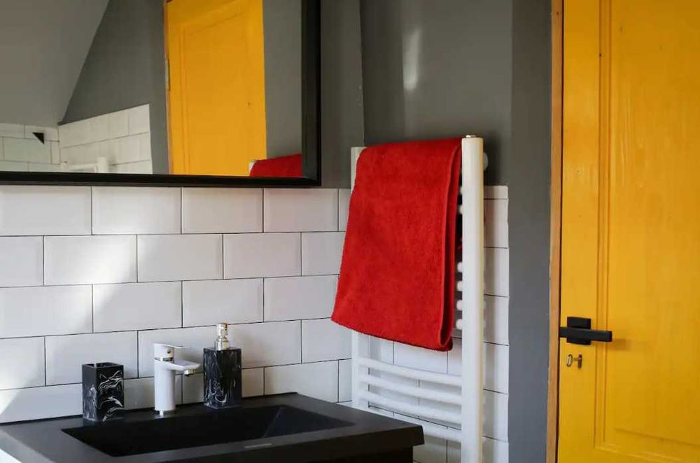 Дава се под наем Едностаен апартамент в Пловдив, Централна гара - 34 кв.м за 163.2 € - Снимка #1