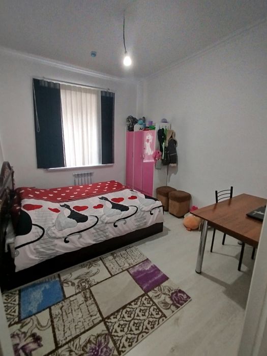 Продается 3-комнатная квартира в Яшнабадском р-не, мас. Олмос.