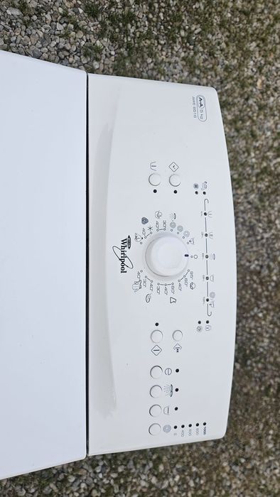 Masina de spalat rufe slim  Whirpool cu încărcare verticală
