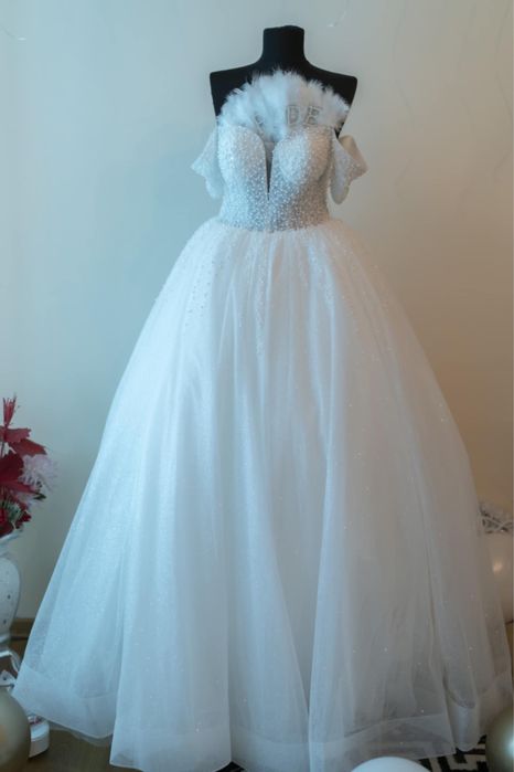 Vand rochie de mireasa stare foarte buna