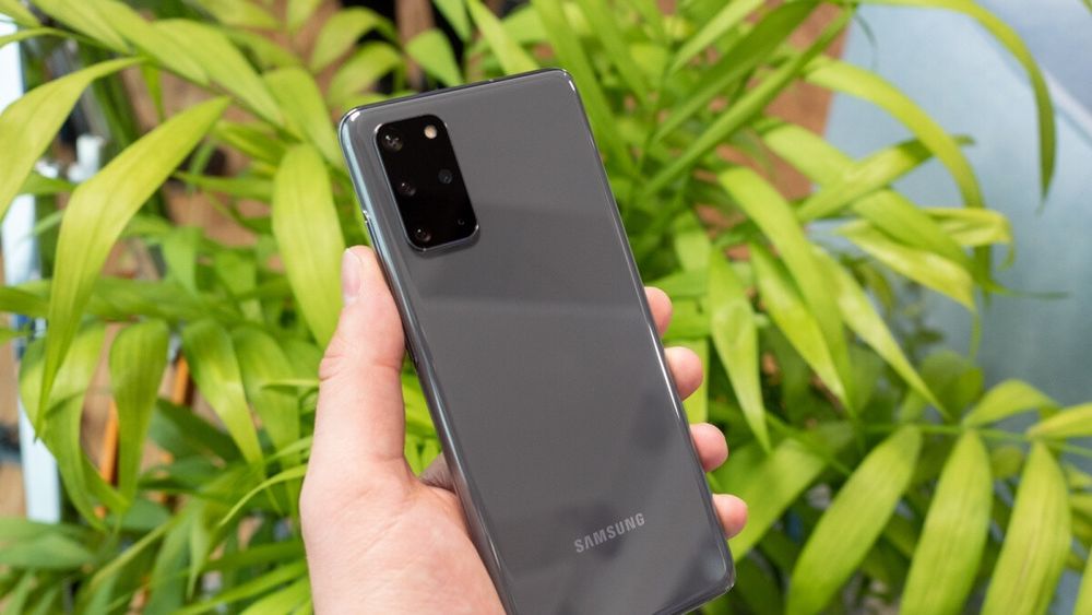 Самсунг S 20, 8/128