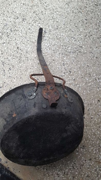 Стар калайдисан меден тиган