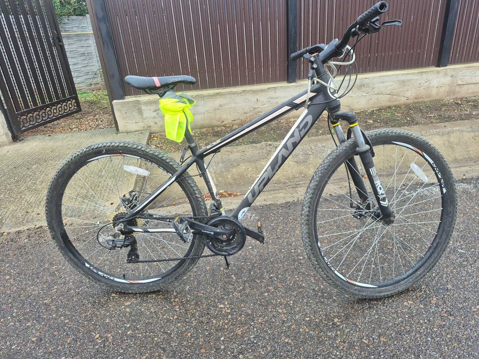Se vinde bicicleta VENDER, in stare buna de funcționare