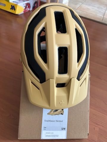 Каска Sweet Protection размер S/M