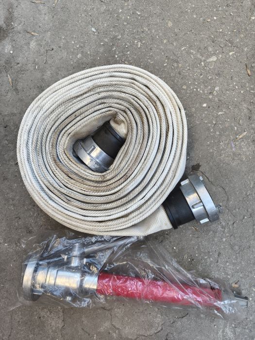 Furtun de pompieri nou și țeavă de refulare