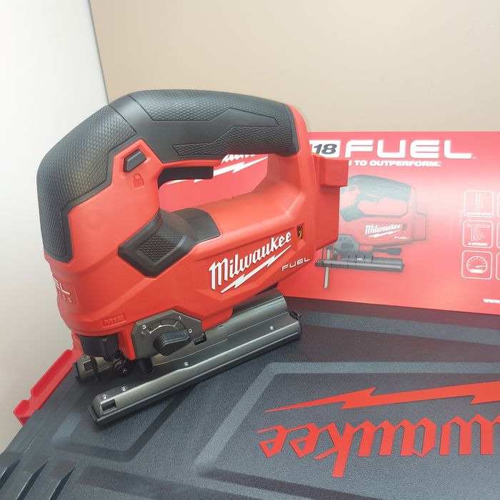 Акумулаторен прободен трион Milwaukee FUEL M18 FJS-0X