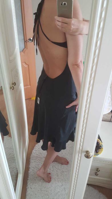 Продам  нарядное платье НМ