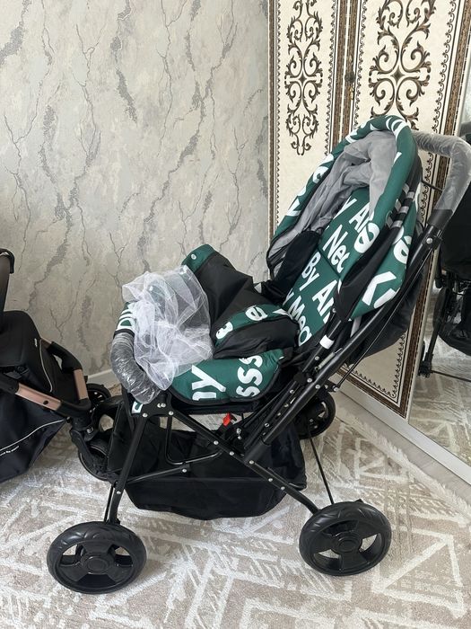 Продам коляску новую