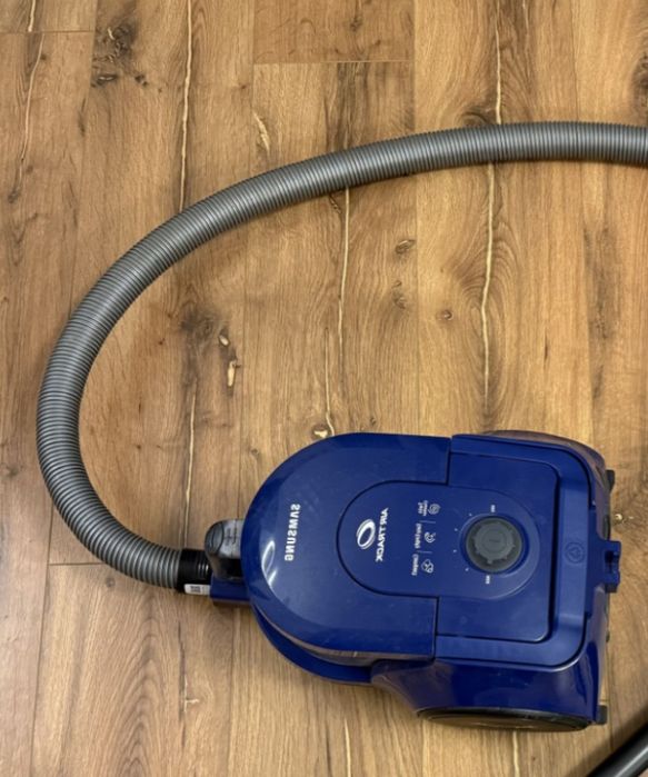 Aspirator Samsung, 1600 watt, nu trebuie sac