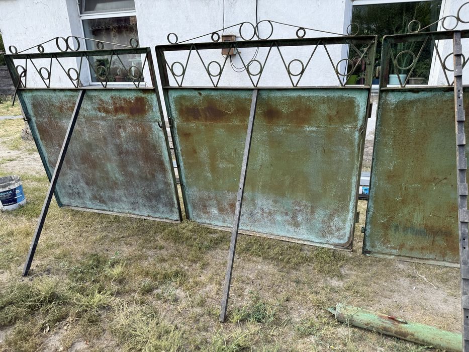 Продам ворота с калиткой