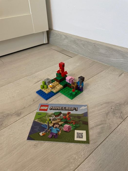 Colectie Lego Minecraft( contine 5 Lego-uri)