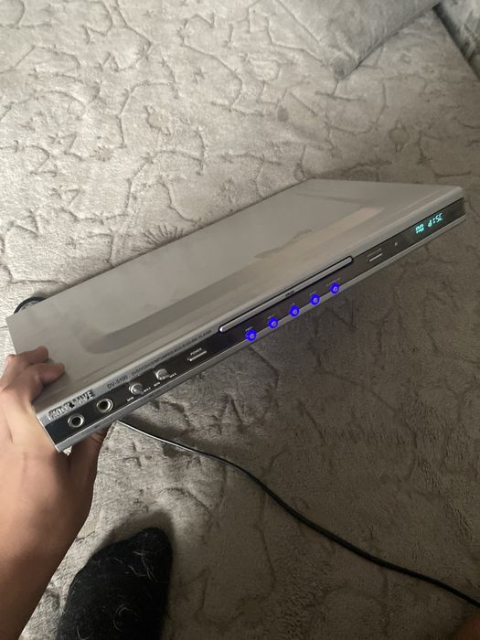 Продам двд плеер Erisson