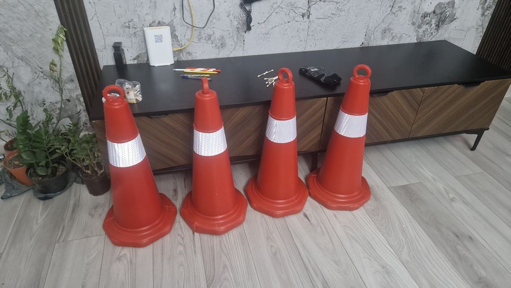 Конус дорожный антивандальный