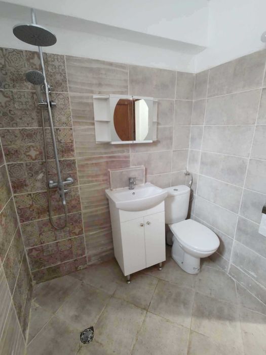 Продава се Тристаен апартамент в Добрич, Център - 80 кв.м за 1078 €/кв.м - Снимка #7