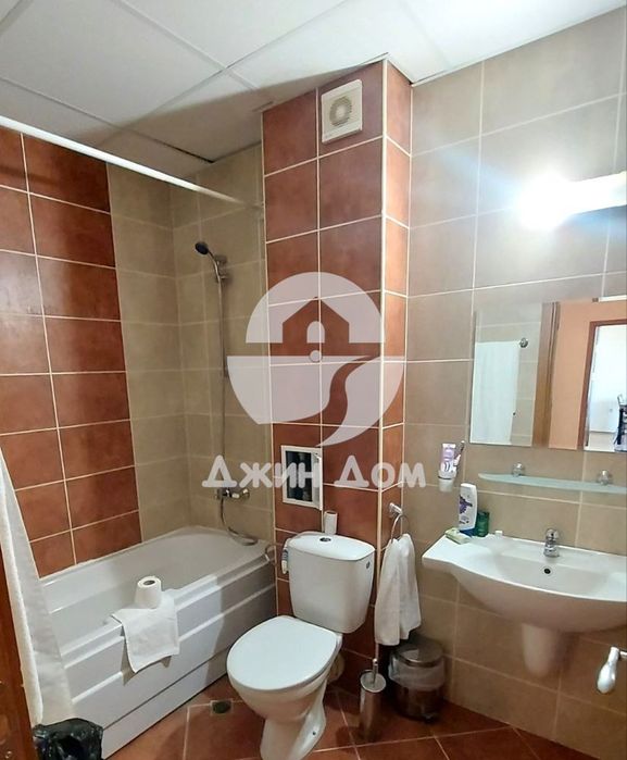 Продава се Тристаен апартамент в Обзор - 100 кв.м за 536 €/кв.м - Снимка #10