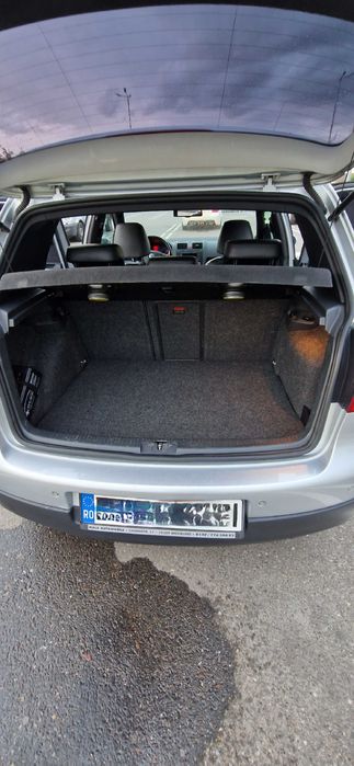 Vând Volkswagen Golf 5 GT 2.0 tdi 170 cp