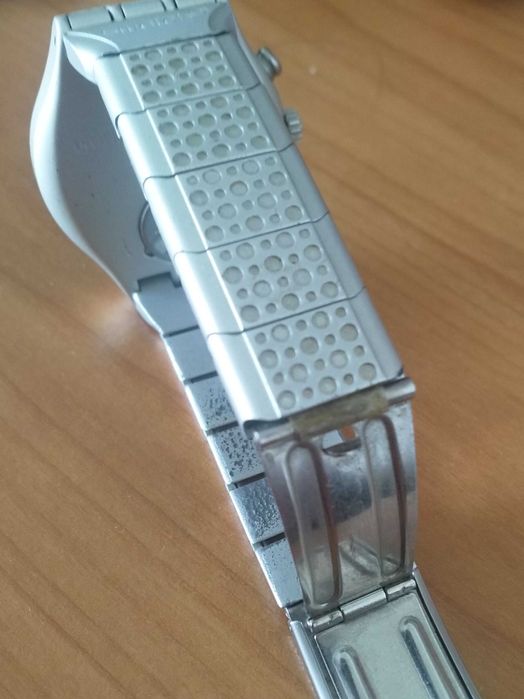 часовник  Swatch