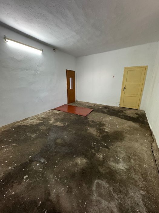 Vânzare/Închiriere Spațiu Comercial 100mp - Str. Mioritei, Nr:2, Carei