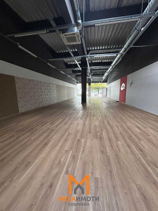 Дава се под наем Магазин в Севлиево - 280 кв.м за 1675.35 € - Снимка #2
