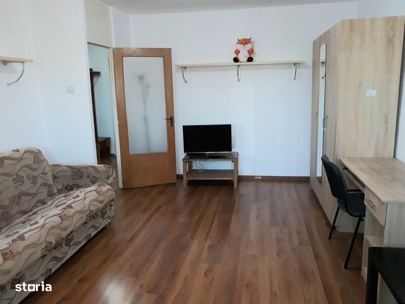 Lacul Tei, Parc, Universitatea Tehnica de Constructii, semistradal