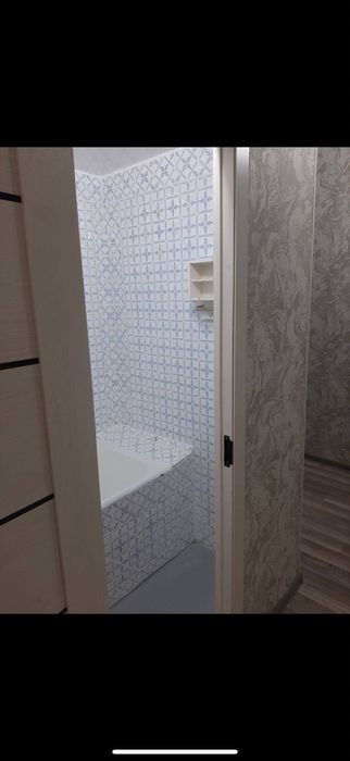 1 хонали уй сотилади 5 этаж.