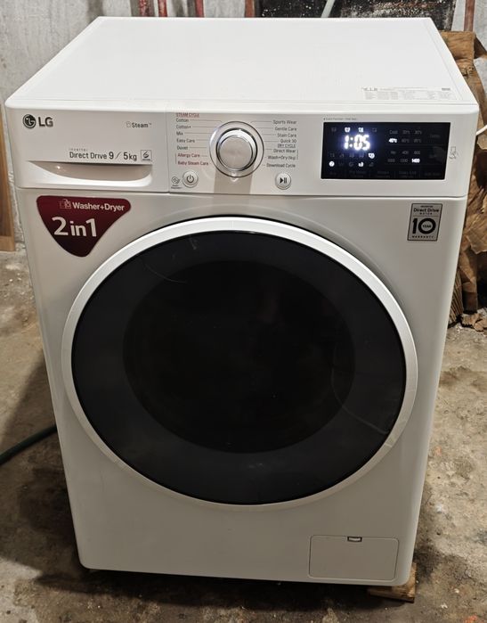 Пералня със сушилня Lg F4J6VGOW