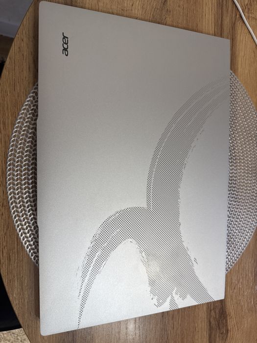Acer Aspire Lite 16 / Core i5 / 16GB DDR5 / SSD