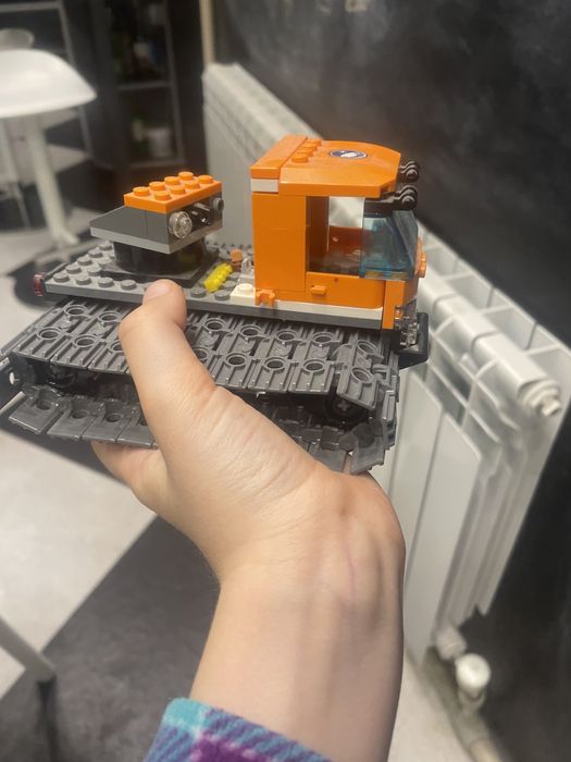 Lego зимний трактор