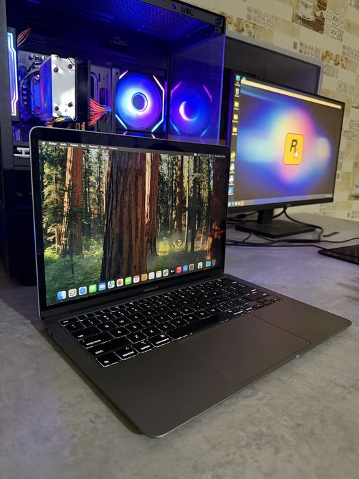Macbook air 2020 core i5 10th gen ddr4 8gb  ssd 256