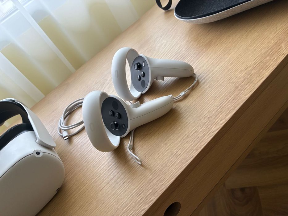 Oculus Quest 2 256 GB като нов почти неизползван