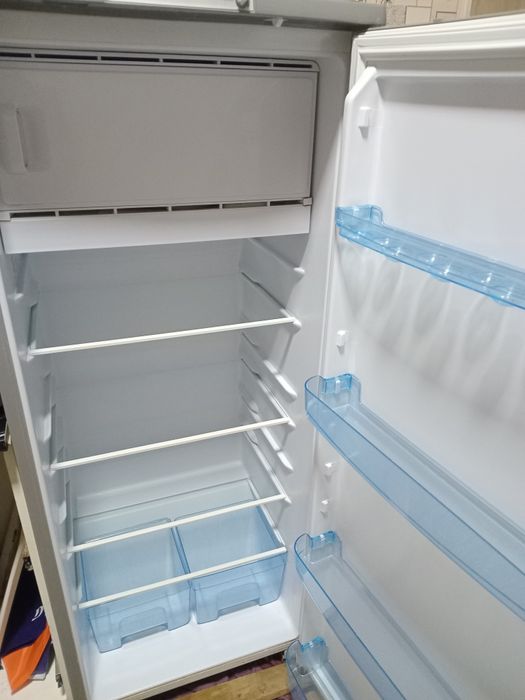 Холодильник бирюза в хорошем  состоянии