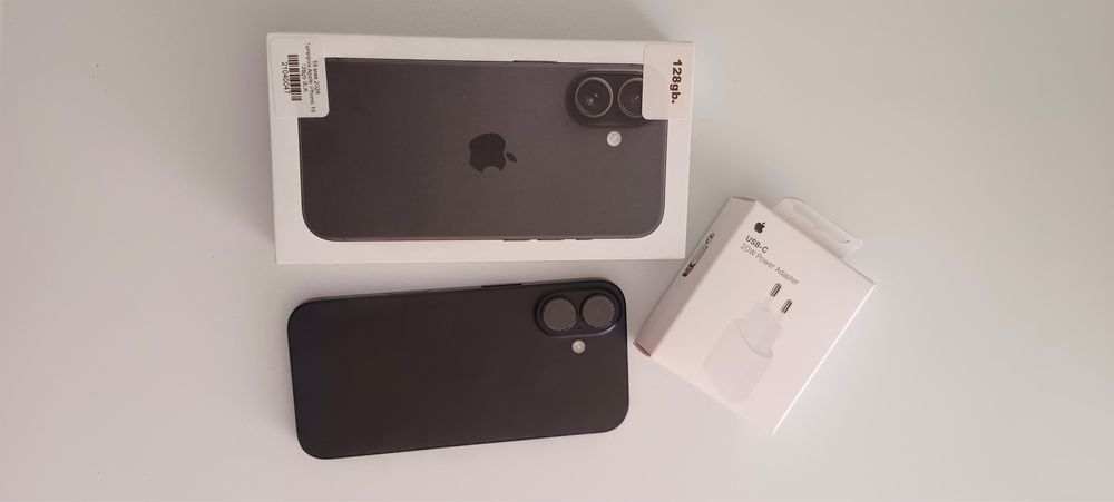 Продам IPhone 16/128gb/akb:100%