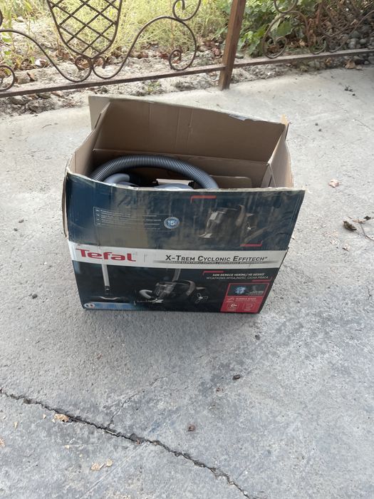 Пылесос tefal в отличном состояни