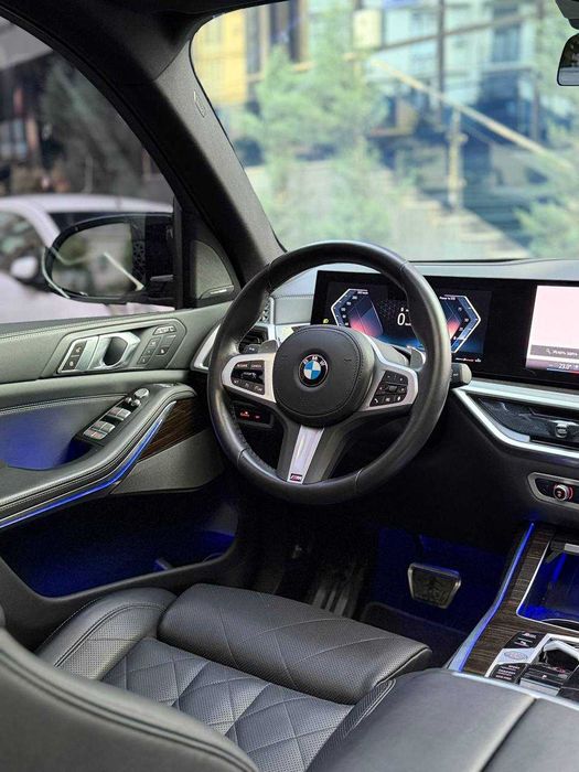 Sotuvda BMW X7 xDrive 40i