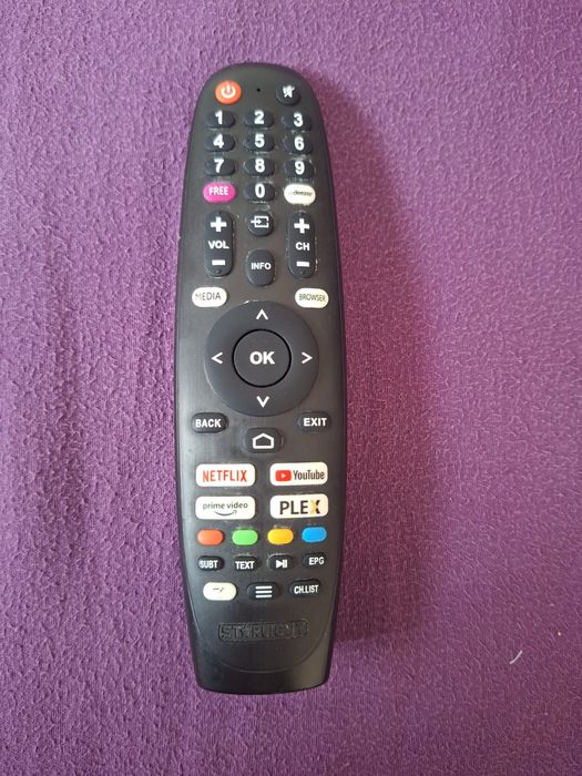 TV Smart LED Starlight + telecomanda diagonală 100 cm pentru piese  HDMI USB suport perete funcțional display defect colț stânga ideal piese reparație
