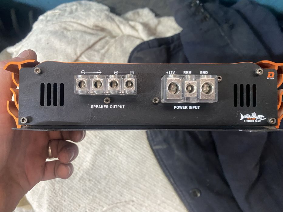 Продам усилитель