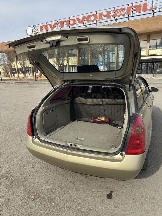 Nissan primera p12
