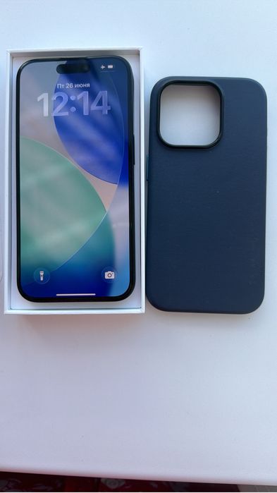 Продам Iphone 15 pro
