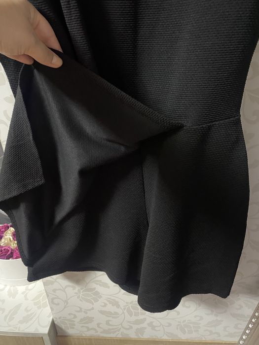 Salopeta BooHoo noua