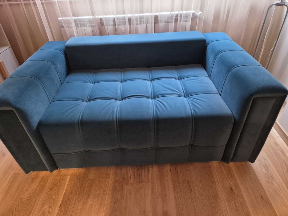 Синьо канапе диван. Не се разтяга. За офис или хол. Без забележки
