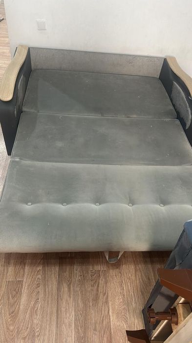 Отдам даром мебель